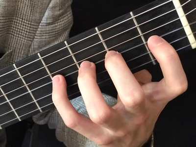 postura violão: mão esquerda dedos 