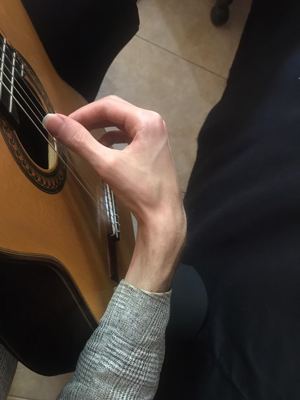 postura violão: alinhamento braço direito 2
